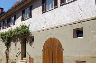 Haus kaufen in 71723 Großbottwar, Für Hausgestalter und Sanierer: älteres Stadthaus mit ausbaubarer Scheune/Garage