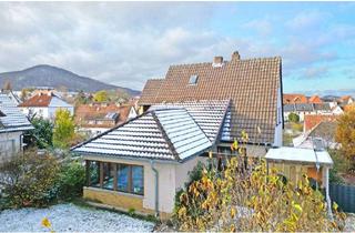 Haus kaufen in 34289 Zierenberg, Geräumiges Wohnhaus in zentraler, ruhiger Ortslage von Zierenberg