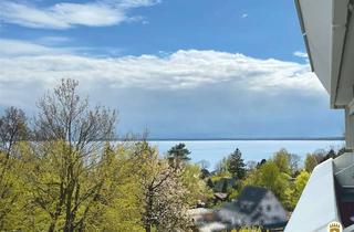 Anlageobjekt in 23730 Sierksdorf, 6. Etage. 2-Zi.-Wohnung, ca. 50 m². Große sonnige Loggia. Seitlicher Meerblick.