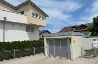 Wohnung kaufen in 83026 Rosenheim, Rosenheim - Neuwertige 2 Zimmer DG Wohnung mit Dachterrasse