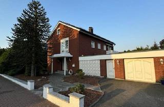 Haus kaufen in 33378 Rheda-Wiedenbrück, Rheda Wiedenbrück - Zwei- bis Dreifamilienhaus in begehrter Lage von Rheda Wiedenbrück zu verkaufen!