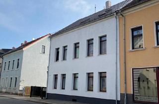 Haus kaufen in 08451 Crimmitschau, Crimmitschau - MFH Vollvermietet!!! 5-WGH 37.800? Jahres K-Miete