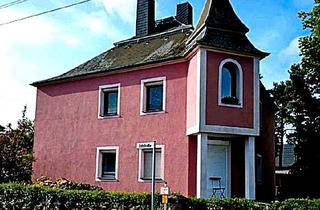 Haus kaufen in 01936 Königsbrück, Königsbrück - Zweifamilienhaus mit großem Grundstück und Garten zu verkaufen