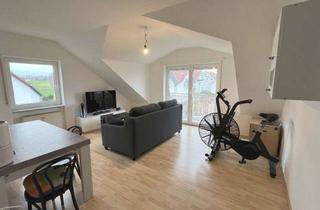 Wohnung kaufen in 76646 Bruchsal, Kapitalanlage oder Eigennutzung! Gepflegte 3-Zimmer-Dachgeschosswohnung mit Balkon und Stellplatz