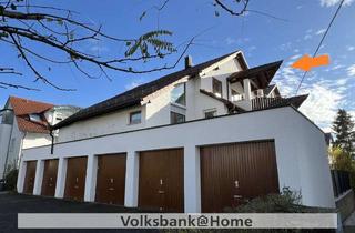 Wohnung kaufen in 71083 Herrenberg, Stadtnahe & helle DG-Wohnung mit Garage