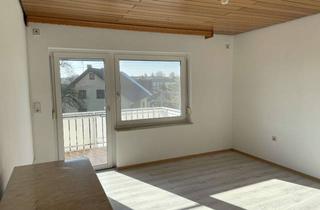 Wohnung mieten in Bergstraße 12, 78655 Dunningen, 4,5 Zimmer - Wohnung mit Balkon