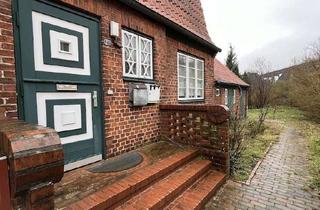 Wohnung mieten in Idstedtstraße 21, 24768 Rendsburg, Wohnen im historischen Altbau! Tolle 2-Zimmer-Wohnung mit Garten!!!