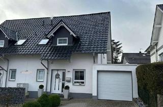 Doppelhaushälfte kaufen in 35447 Reiskirchen, Moderne Doppelhaushälfte in Reiskirchen