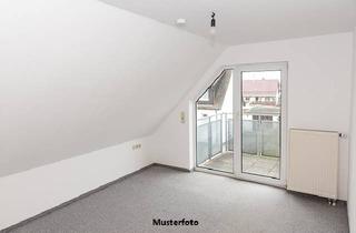 Wohnung kaufen in Hauptstraße, 31860 Emmerthal, 3-Zimmer-Wohnung mit Loggia - provisionsfrei