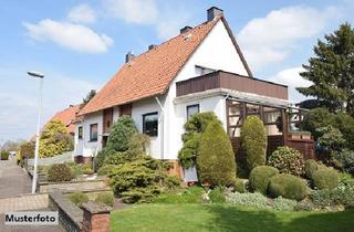 Einfamilienhaus kaufen in Max-Planck-Straße, 66424 Homburg, Wohnhaus, Garten und Garage