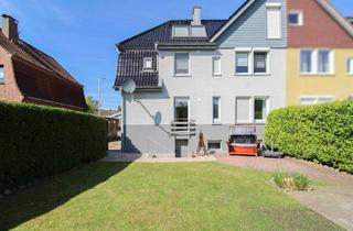 Haus kaufen in 27474 Cuxhaven, Cuxhaven - Einmalige Chance! Kernsaniertes Mehrparteienhaus mit 3 Wohneinheiten!