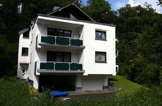 Wohnung mieten in Helsbachstr. 61, 57080 Siegen, 3 ZKB Wohnung in 57080 Siegen-Eiserfeld, 2. OG links, mit Balkon ab 01.04.2025