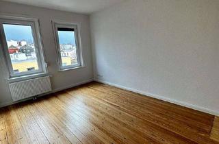 Wohnung mieten in Schönkampstraße 5a, 23566 St. Gertrud, WG-Zimmer Nähe Drägerpark