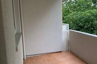 Wohnung mieten in Stettiner Str. 10, 30916 Isernhagen, Schöne, helle 3 ZKB mit Loggia zu vermieten