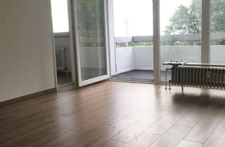 Wohnung mieten in Saarbrücker Str. 17, 42855 Remscheid, ***Renovierte 1-Zimmer-Wohnung mit Balkon u. separater Küche*** ab Januar 2025