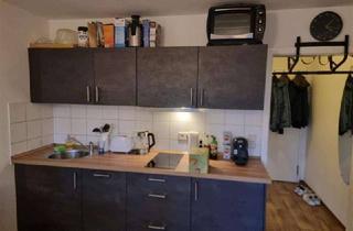 Wohnung mieten in Bayreuther Straße 43, 91054 Burgberg, Exklusive, gepflegte 1-Zimmer-Wohnung mit gehobener Innenausstattung mit Balkon und EBK in Erlangen