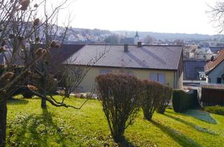 Mehrfamilienhaus kaufen in 72644 Oberboihingen, Mehrfamilienhaus mit 8 Garagenstellplätzen, Werkstatt und Lager in ruhiger Lage von Oberboihingen