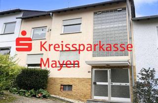 Haus kaufen in 56727 Mayen, Attraktives 3-Familienhaus mit 2 Garagen u. Stellplatz in ruhiger Wohnlage