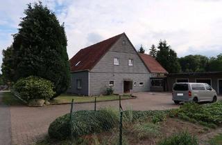 Bauernhaus kaufen in 32609 Hüllhorst, Ländlich gelegenes, gepfl. Bauernhaus mit 2 bis 3 Wohneinheiten!