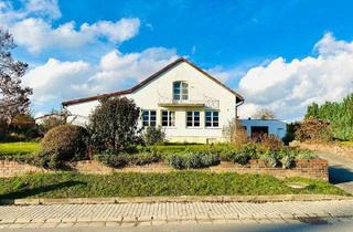 Einfamilienhaus kaufen in 94330 Salching, Charmantes Einfamilienhaus mit großzügigem Garten und sonniger Terrasse