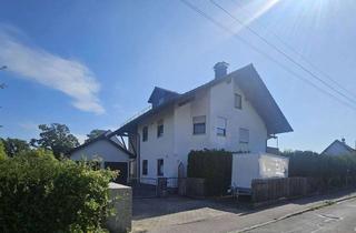 Wohnung kaufen in 82275 Emmering, Attraktive 4 Zi.-Wohnung mit Terrasse und ca. 310 m² großem Gartenanteil