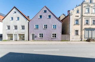 Haus kaufen in 84076 Pfeffenhausen, Historie trifft Möglichkeiten: Einzigartiges Haus mit Charme und Ausbaupotenzial