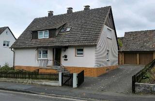 Haus kaufen in 34466 Wolfhagen, Wolfhagen - Zweifamilienhaus in Massivbauweise in Wolfhagen Baujahr 1954