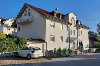 Wohnung mieten in 82229 Seefeld, Attraktive, helle 2 Zi DG Wohnung, mit EBK, Balkon, hohe Räume, Bad mit Fenster, freistehe Badewanne