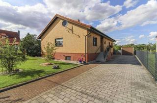 Haus kaufen in 04862 Mockrehna, Gartenidylle: Schönes Zuhause mit Garage und Carport in ruhiger Feldrandlage