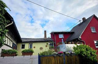 Haus kaufen in 65232 Taunusstein, HOFREITE MIT SCHEUNE UND 2 WOHNUNGEN IN TAUNUSSTEIN-NEUHOF ZU VERKAUFEN