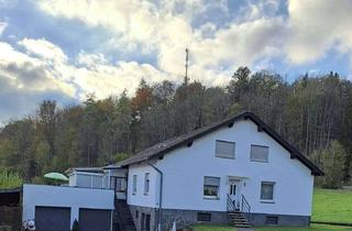 Mehrfamilienhaus kaufen in Kirchstraße 33, 54587 Lissendorf, Geräumiges, günstiges 10-Zimmer-Mehrfamilienhaus in Lissendorf