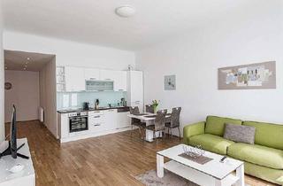 Wohnung mieten in Auguststr. 21, 95028 Innenstadt, Attraktive 2-Zimmer-Wohnung mit Balkon und Einbauküche in Hof