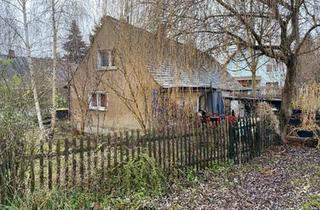 Haus kaufen in 02829 Markersdorf, Markersdorf - altes Haus mit Grundstück zu verkaufen