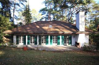 Einfamilienhaus kaufen in 14089 Berlin, Berlin / Gatow - Stattliches Einfamilienhaus im Bungalowstil auf großzügigem Gartengrundstück in Toplage von Gatow