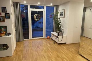 Wohnung mieten in 51503 Rösrath, Lichtdurchflutete 3 Zimmerwohnung mit Balkon in Rösrath-Kleineichen sucht Nachtmieter