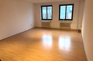 Günstige newest und kleine Wohnung in ruhiger Seitenstraße!