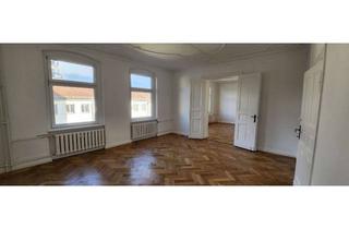 Wohnung kaufen in Berliner Straße, 14641 Nauen, Helle 4-Zi-Wohnung, Südbalkon, Wohnküche, zentral in Nauen