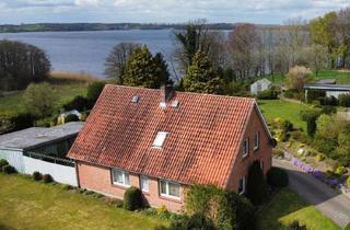 Einfamilienhaus kaufen in 24340 Windeby, Stadtnahes Einfamilienhaus mit beeindruckendem Noorblick in ländlicher Umgebung