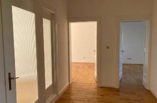 Wohnung kaufen in 56068 Koblenz, Koblenz - Eigentumswohnung 119 qm Altbau saniert Südallee