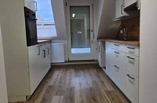 Wohnung mieten in Stuttgarter Str. 28, 72555 Metzingen, Schöne zweigeschossige 3 1/2-Zimmer DG-Wohnung mit Dachterrasse