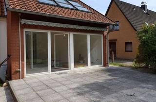 Wohnung mieten in Siemershausen 16, 31632 Husum, Sanierte Doppelhaushälfte mit kleinem Garten