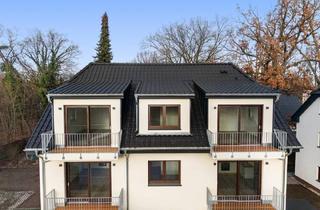 Wohnung kaufen in 14612 Falkensee, Falkensee - Haus im Haus! Beeindruckend schöne 4-Zimmer-Dachgeschosswohnung mit 2 Balkonen in exklusiver Seenähe