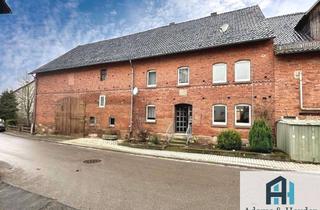 Bauernhaus kaufen in 34308 Bad Emstal, zentral gelegenes ehemaliges Bauernhaus aus 1911 mit großer Scheune in Balhorn