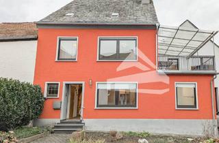 Einfamilienhaus kaufen in 54340 Schleich, Schleich - Charmantes Einfamilienhaus mit Doppelgarage und Dachterrasse