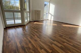 Wohnung mieten in 08373 Remse, 1-Raum Wohnung in ruhiger Lage mit Balkon+ Einbauküche!