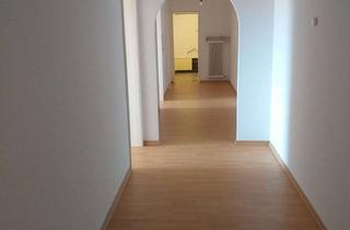 Wohnung mieten in Hauptstr. 40, 91054 Erlangen, WG-geeignete 4 Zimmerwohnung ab sofort zu vermieten