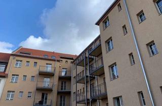 Wohnung mieten in Bahnhofstraße 34a, 04552 Borna, 4-Zimmer-Wohnung mit Balkon und eigenem Garten