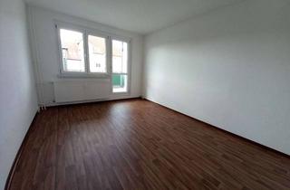 Wohnung mieten in Pestalozziring 47, 06493 Ballenstedt, 3-Raum-Wohnung in ruhiger Lage mit Balkon