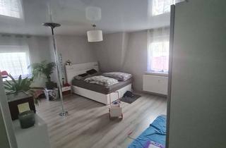 Wohnung kaufen in Bismarckstraße 50, 75323 Bad Wildbad, Attraktive und modernisierte 4-Zimmer-Dachgeschosswohnung mit Einbauküche in Bad wildbad