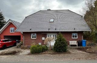 Einfamilienhaus kaufen in 35767 Breitscheid, Breitscheid - Schönes Einfamilienhaus mit Doppelgarage & Garten in Ortsrandlage